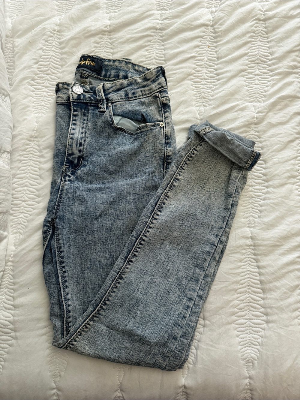 High-Rise Grey Wash Women’s Jeans